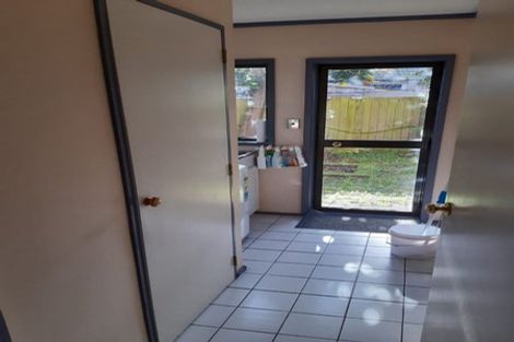 Photo of property in 1/106 Maidstone Road, Ilam, Christchurch, 8041