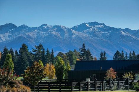 Photo of property in 14 Little Orchard Way, Wanaka, 9382