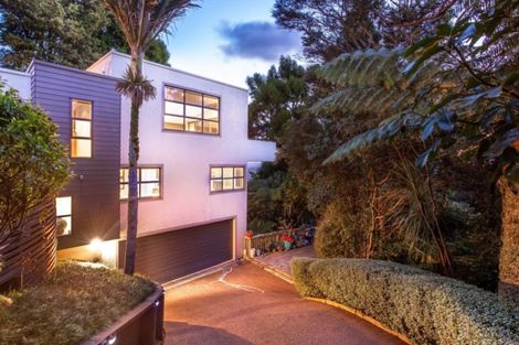 Photo of property in 567 South Titirangi Road, Titirangi, Auckland, 0604