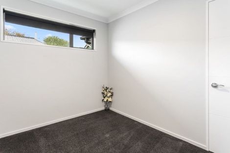 Photo of property in 24 Hills Road, Edgeware, Christchurch, 8013