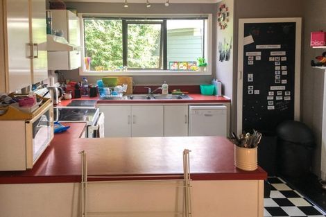 Photo of property in 52 South Road, The Glen, Dunedin, 9011