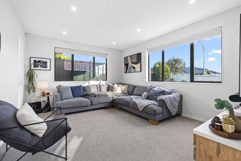 Photo of property in 54 Eighth View Avenue, Beachlands, Auckland, 2018