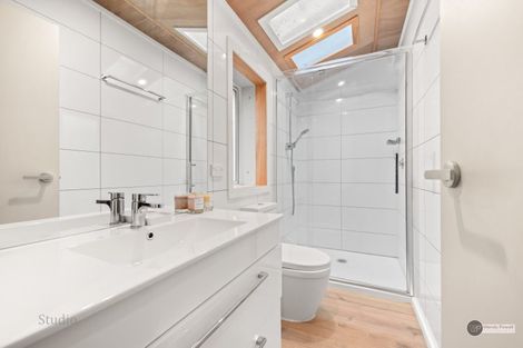 Photo of property in 1057 Fergusson Drive, Clouston Park, Upper Hutt, 5018