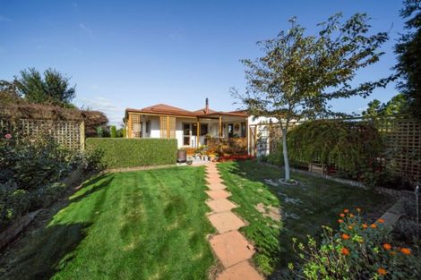 Photo of property in 357 Katene Road, Normanby, Hawera, 4675