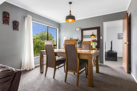 Photo of property in 11 Picketboat Lane, Whitby, Porirua, 5024