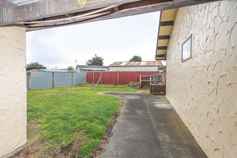 Photo of property in 53 Hinau Street, Castlecliff, Whanganui, 4501