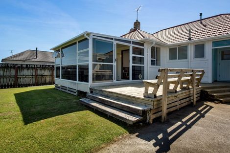 Photo of property in 62 Lismore Street, Merrilands, New Plymouth, 4312
