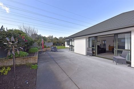 Photo of property in 12 Sweet Waters Place, Woolston, Christchurch, 8023