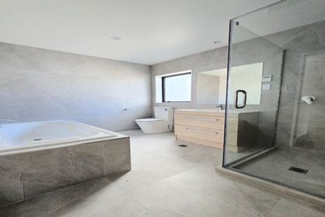 Photo of property in 41b Candia Road, Swanson, Auckland, 0614