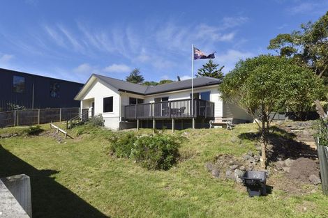 Photo of property in 5 Main Road, Redcliffs, Christchurch, 8081