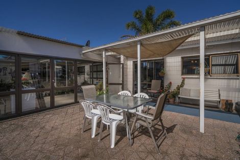 Photo of property in 58 Cook Drive, Whitianga, 3510