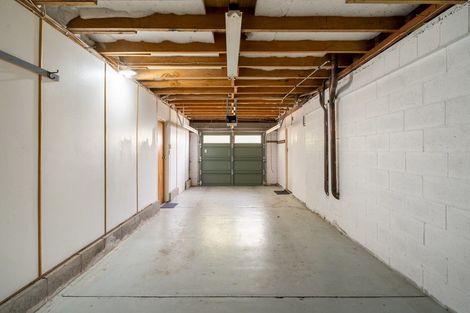 Photo of property in 1/21 Evelyn Place, Hillcrest, Auckland, 0627