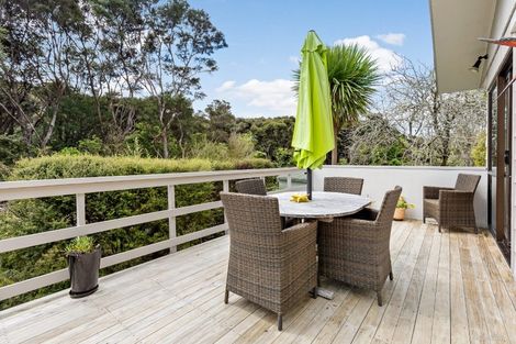 Photo of property in 34 Spinella Drive, Bayview, Auckland, 0629