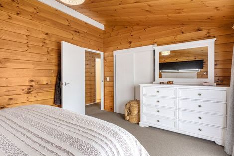 Photo of property in 9 Leeton Drive, Waipukurau, 4200