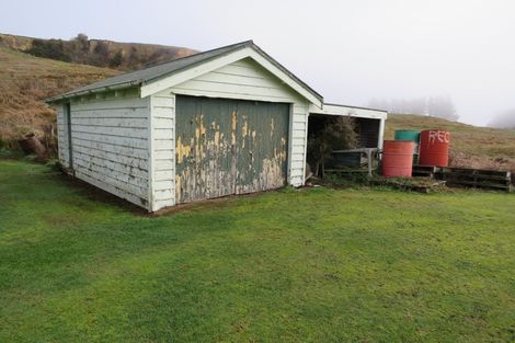 Photo of property in 54 Welshmans Gully Road, Waikaia, 9778
