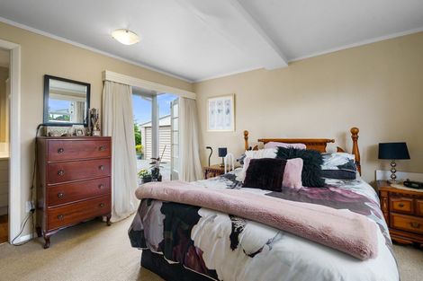 Photo of property in 147 Taylor Street, Cambridge, 3434