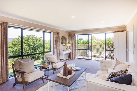 Photo of property in 4 Nevada Way, Kelvin Grove, Palmerston North, 4414