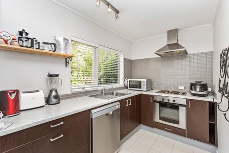 Photo of property in 1/612 Beach Road, Browns Bay, Auckland, 0630