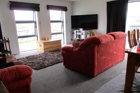 Photo of property in 17 Rochfort Crescent, Pyes Pa, Tauranga, 3112