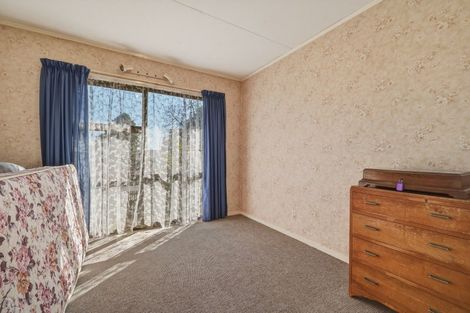 Photo of property in 35 Rewarewa Street, Owhata, Rotorua, 3010