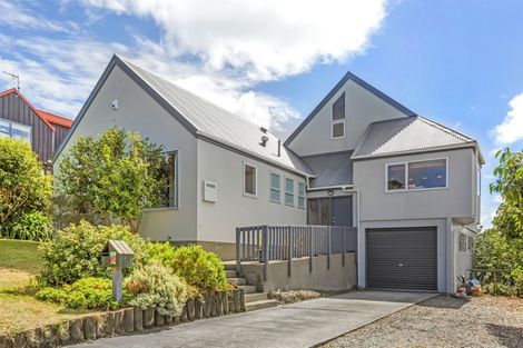 Photo of property in 89 Kahu Road, Paremata, Porirua, 5024