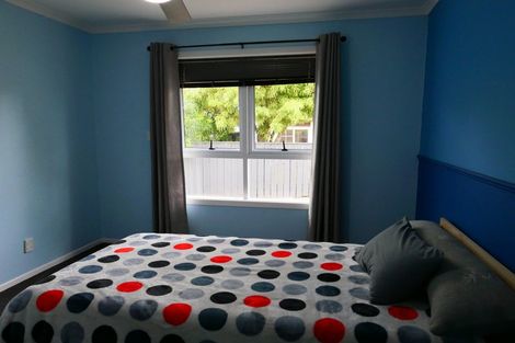 Photo of property in 4 Tawa Street, Waikanae, 5036