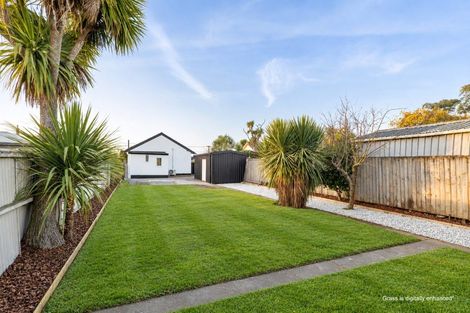 Photo of property in 127 Bowhill Road, New Brighton, Christchurch, 8083