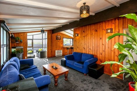 Photo of property in 17 Oleander Place, Bell Block, New Plymouth, 4312