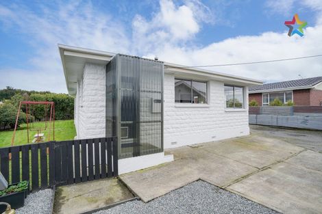 Photo of property in 6 Paisley Street, Kew, Invercargill, 9812