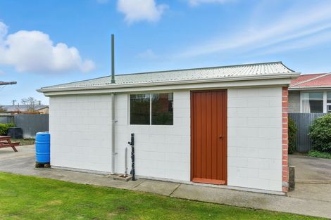 Photo of property in 70 Daniels Road, Redwood, Christchurch, 8051
