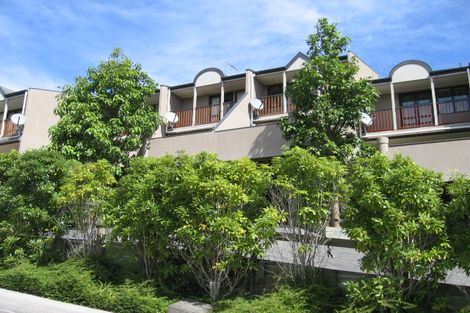 Photo of property in 2/9 Pannill Place, Oteha, Auckland, 0632