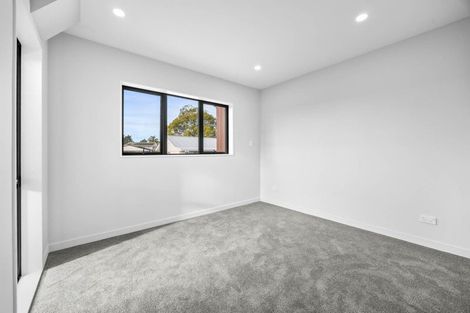Photo of property in 40b Trentham Road, Papakura, 2110