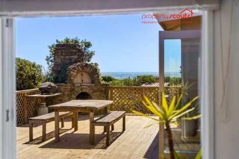 Photo of property in 57 Rodney Avenue, Te Horo Beach, Otaki, 5581