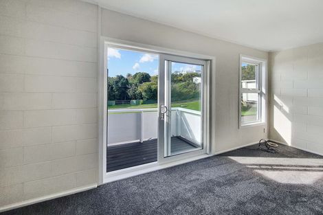 Photo of property in 1/12 Thornley Street, Titahi Bay, Porirua, 5022
