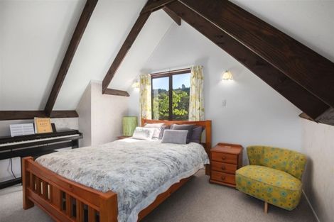 Photo of property in 2 Exploration Way, Whitby, Porirua, 5024