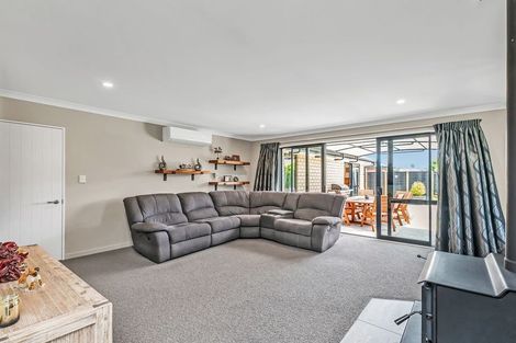 Photo of property in 13 Cressy Place, Darfield, 7510