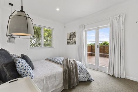 Photo of property in 62 Gibson Road, Dinsdale, Hamilton, 3204