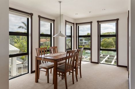 Photo of property in 10 Hei Esplanade, Whitianga, 3510