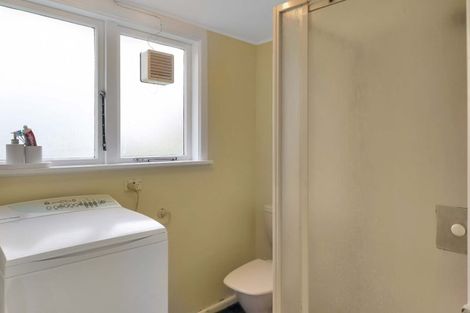 Photo of property in 15 Roberts Street, Epuni, Lower Hutt, 5011