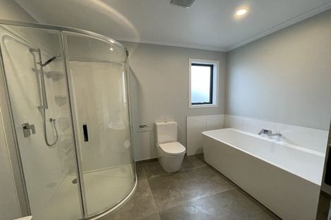 Photo of property in 16 Hokioi Drive, Kenepuru, Porirua, 5022