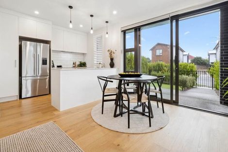 Photo of property in 9a Treasury Place, Onehunga, Auckland, 1061