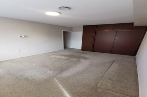 Photo of property in 2/11 Manor Place, Bryndwr, Christchurch, 8053