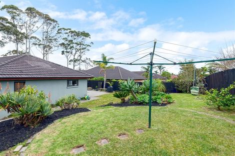 Photo of property in 61 Sapperton Drive, Henderson, Auckland, 0612