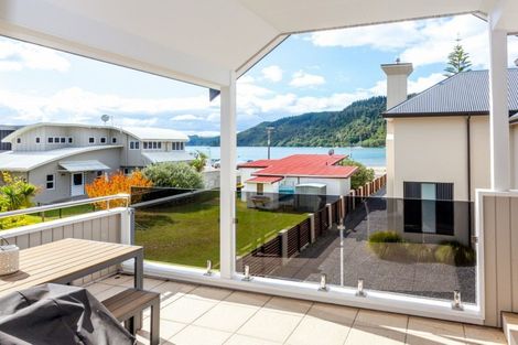 Photo of property in 513c Beach Road, Whangamata, 3620