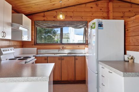 Photo of property in 6 Marlin Drive, Coastlands, Whakatane, 3120