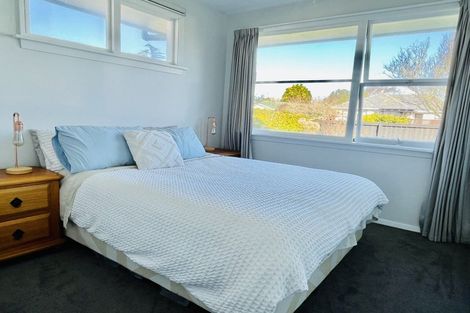 Photo of property in 35 Toorak Avenue, Avonhead, Christchurch, 8042