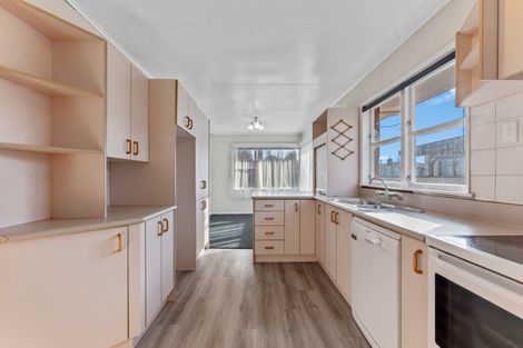 Photo of property in 2 Keith Elliott Street, Feilding, 4702