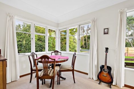 Photo of property in 21 Springs Road, Parakai, 0830