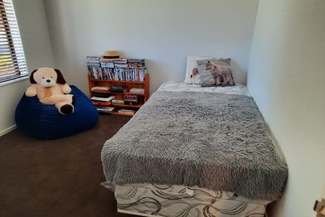 Photo of property in 16 Nautical Drive, Haruru, 0204