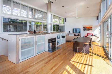 Photo of property in 22 Oceana Heights, Tairua, 3508